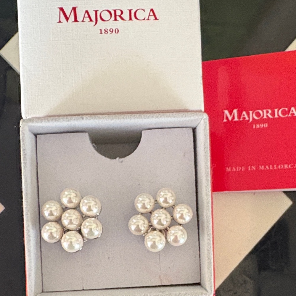 Majorca Pearl Flower Earrings